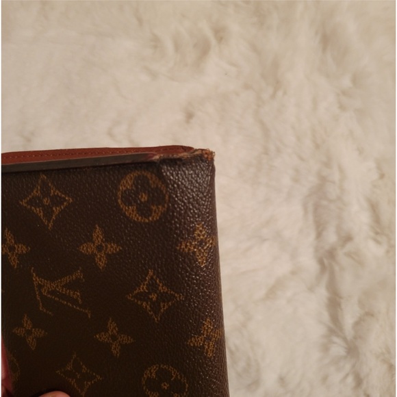 2000 authentic Louis Vuitton International wallet - Picture 6 of 17